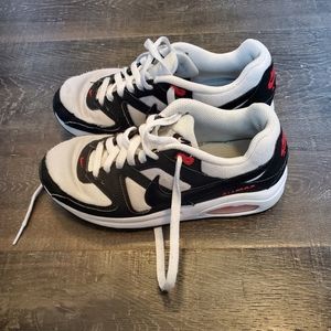 Nike Air Max youth boys size 4.5